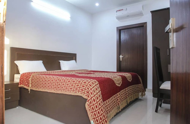 Aradhana's Home Stay Deluxe Room