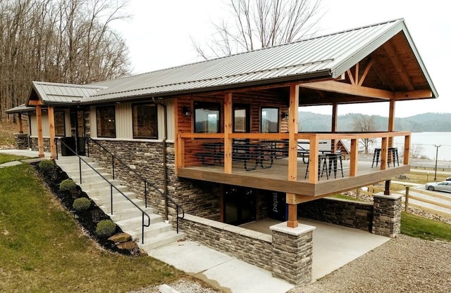 Two People A-frame Ideal to Reconnect with Nature in Ohio