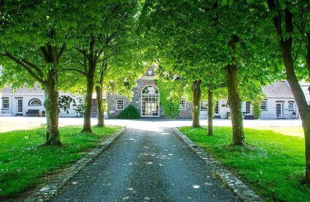 The Hayloft - sleeps 2 guests in 1 bedroom