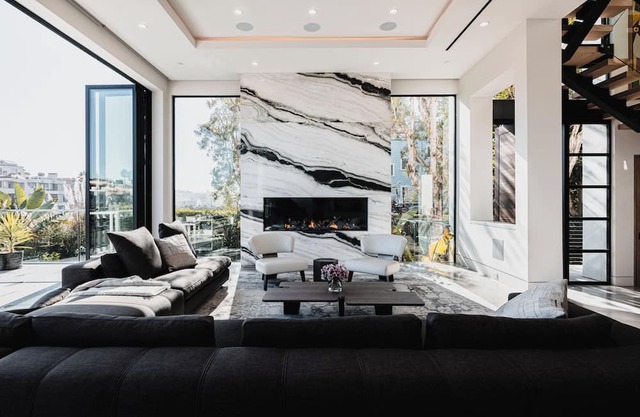 Luxury Beach and Canal Front Home in Venice