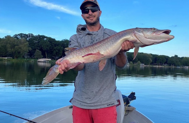 Lake Life at its finest. Year around recreation, beauty, fun, and relaxation!