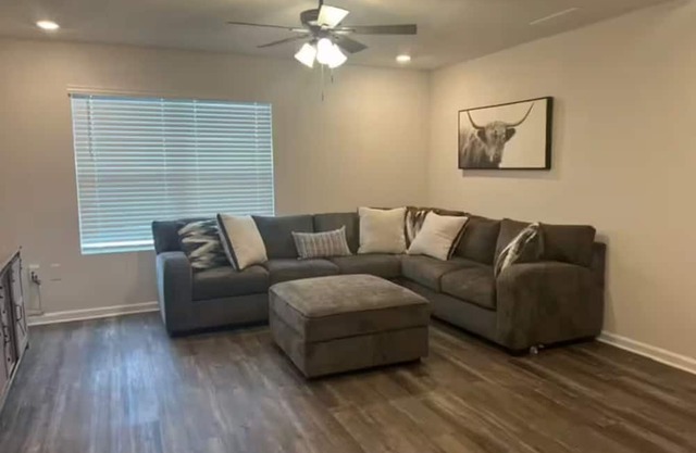 Delightful 4-bedroom house with AC in Crestview