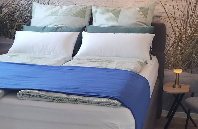 Central & modern: ComfortPlus apartment with parking & balcony