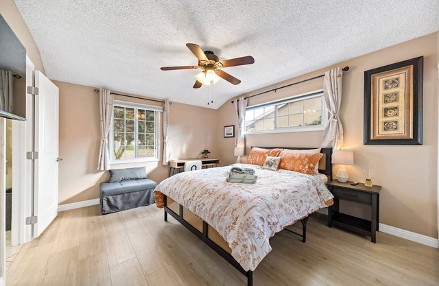 Cozy 3b2b Single house with AC in Monrovia w/backyard patio