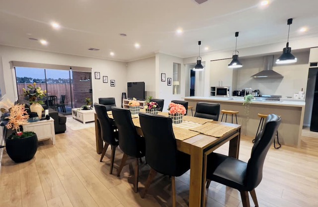 New 4BR Retreat &Coastal Escape,15 mins to Geelong&Surf Coast with FREE Netflix