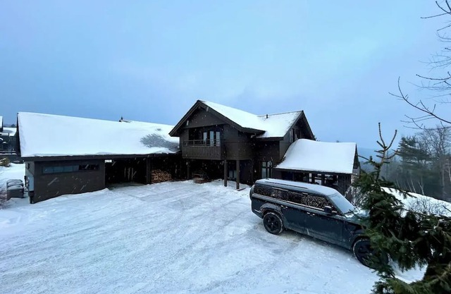 Trapp Family Resort - Mountain View Villa, 3-BRs, Sleeps 8, Feb 13-20