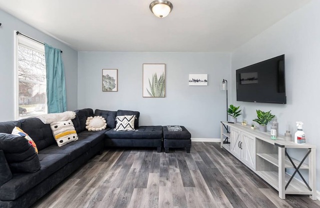 3BR home near Heritage Park