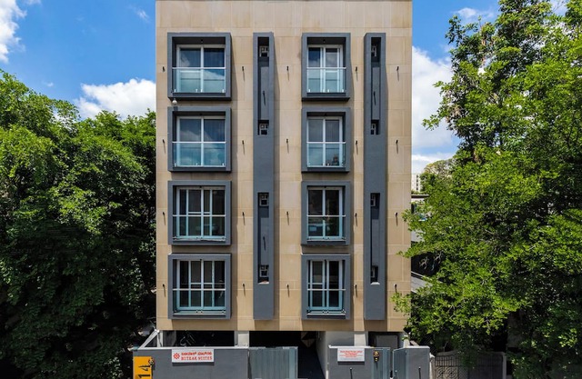 Buteak Suites