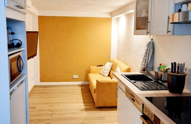 Apartment 'Ferienunterkunft' with Private Garden and Wi-Fi