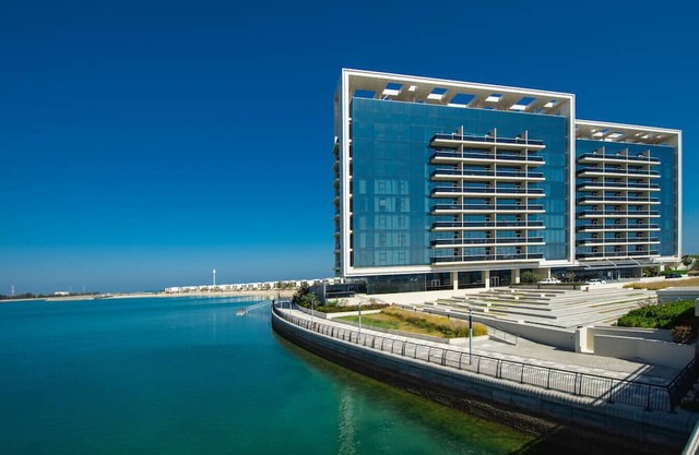 The Lagoon Breeze @ Gateway