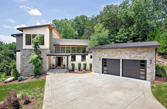 Private FirePit Deck Biltmore Tix Near AVL