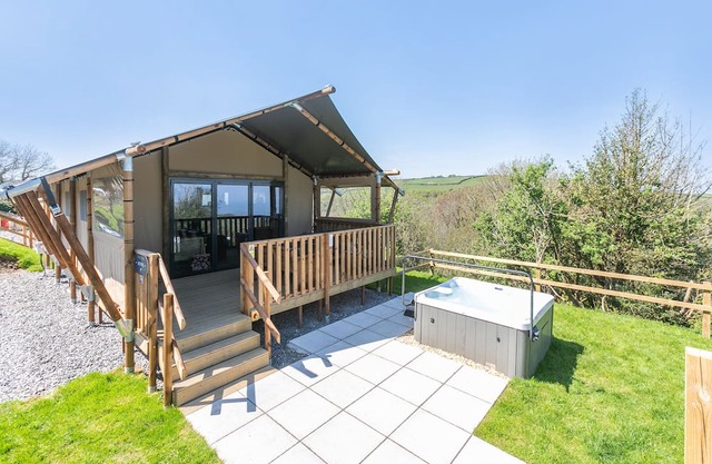 2 bedroom accommodation in Lynton