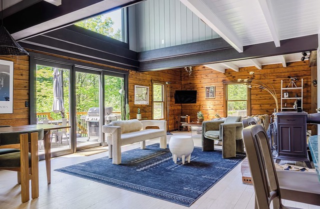 Secluded w/Pool, Spa, Fire Pit, Forest Views | Cragswood Cottage by AvantStay