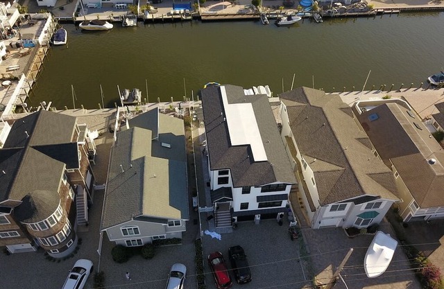 4-bedroom waterfront Lavallette beach home with fenced yard & WiFi, AC. Book now