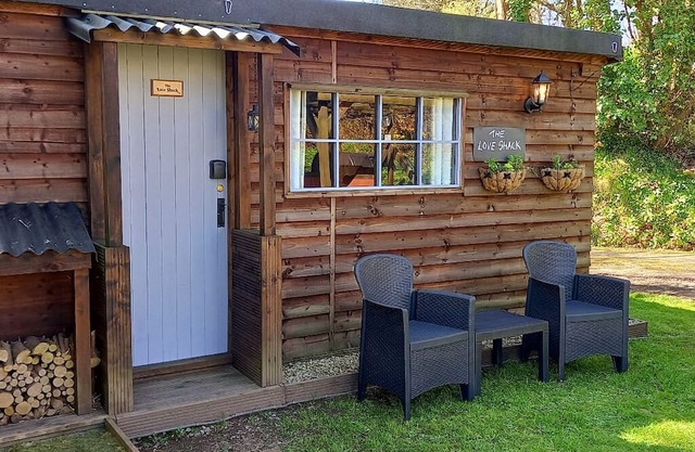 The Love Shack with Old Smokey the Barbeque