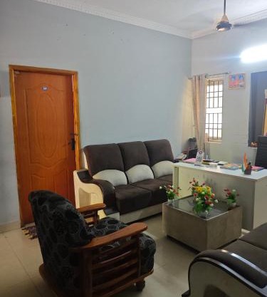 Smart Homes near koyambedu by Stayz Royale
