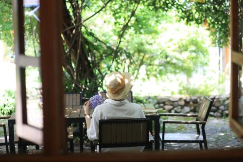 Floral Moganshan Natural Residence Pet Resort B&B