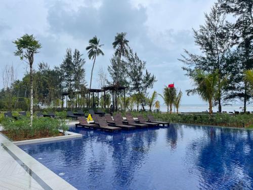 Roxy Sematan Apartment