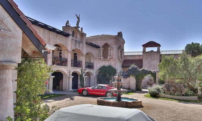 Carmel Valley Villa | Chateau Carmel
