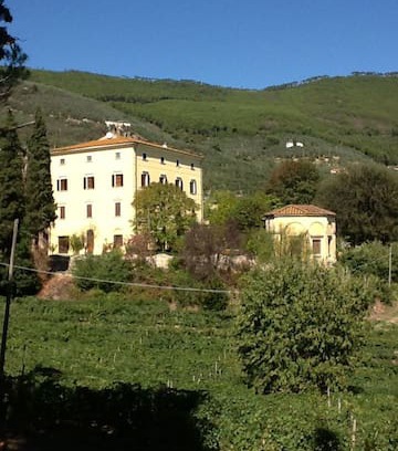 Vicopisano Villa | VILLA Borgo San Jacopo with private SWIMMING Pool