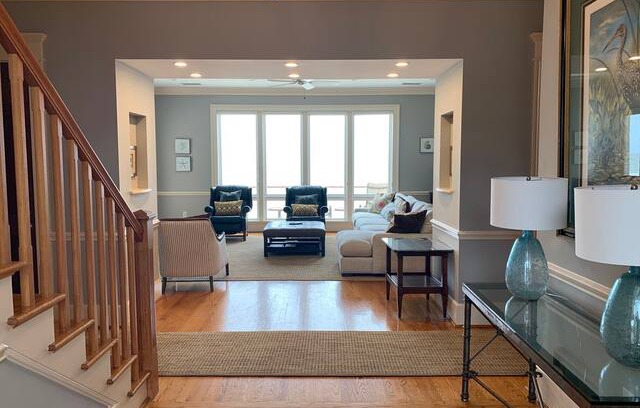 Charleston County House | 11 Beachwood East