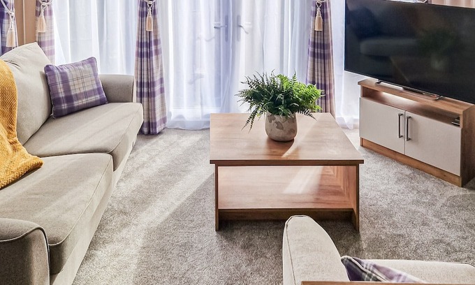 Colchester House | 2 bedroom accommodation in Brightlingsea