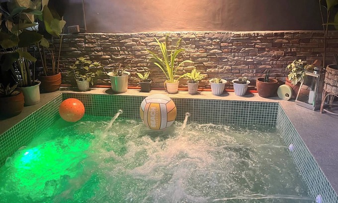Clark Villa | Relax in Style at Angeles' Newest Pool Villa Retreat