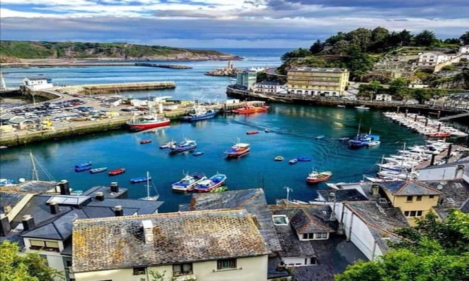 Luarca House | Room-welcoming Double Room With Private