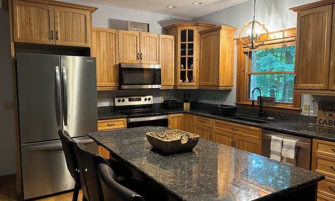 Jay House | Spacious 4-bedroom home only 4 miles from skiing, golf, water park and more!
