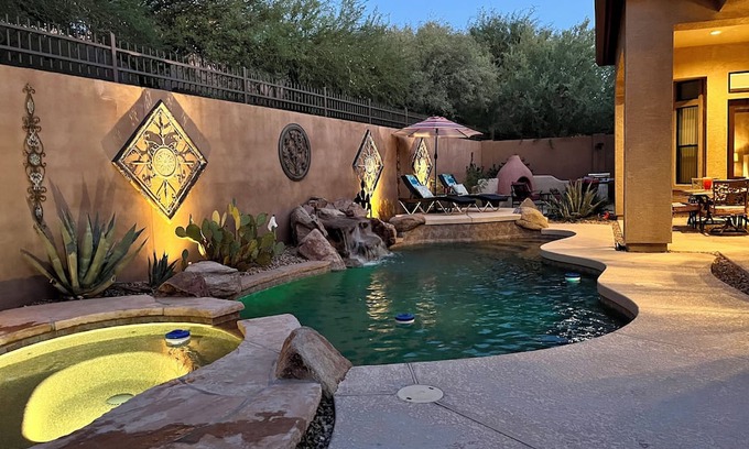 Las Sendas House | Pam and Glyn's Las Sendas Retreat. Furnished home with 31 night minimum rental