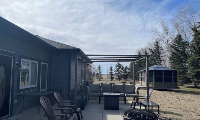 Calgary House | Tranquility & Wellness