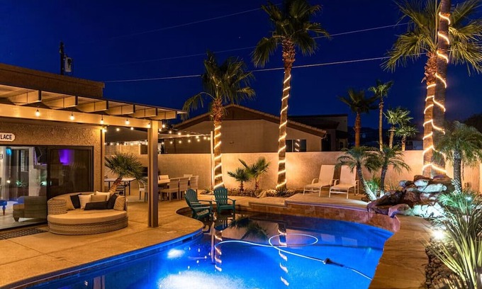 Lake Havasu City House | Lakeside DREAMstay | Pool | Spa | Bball | Firepit