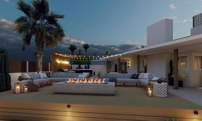 Lake Havasu City House | RH RESORT 7-bed/6bth, sleeps 28, pool & spa, pickleball court, near marina