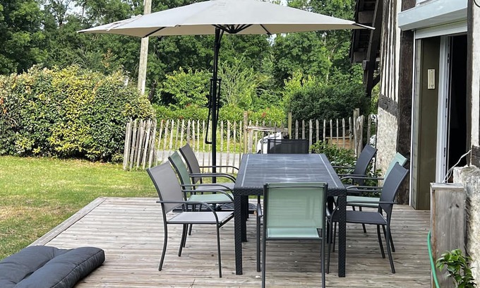 Doudrac House | Country Home 'Gite De Sainte Radegonde' with Private Pool and Air Conditioning