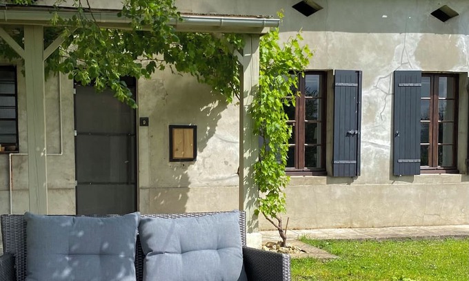 Neuvicq Cottage | Le Petit Four à Pain