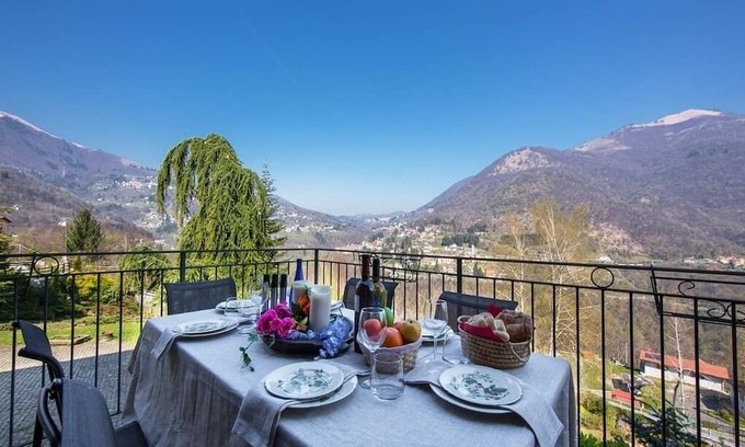 Occagno House | Ferienhaus für 8 Gäste mit 150m² in Argegno