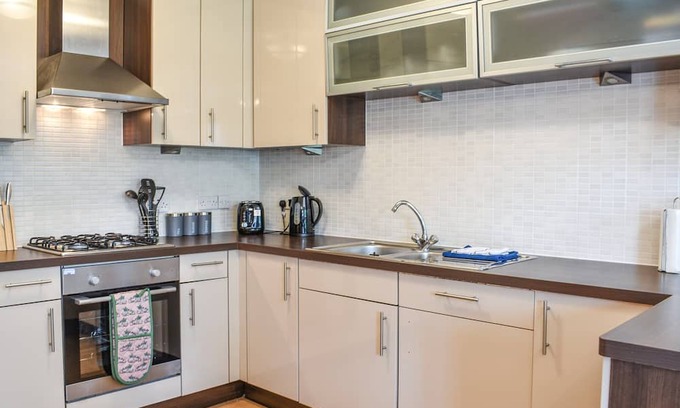 Central Aberdeen Cottage | A great townhouse to come back to after a day out exploring the city and surroundings.