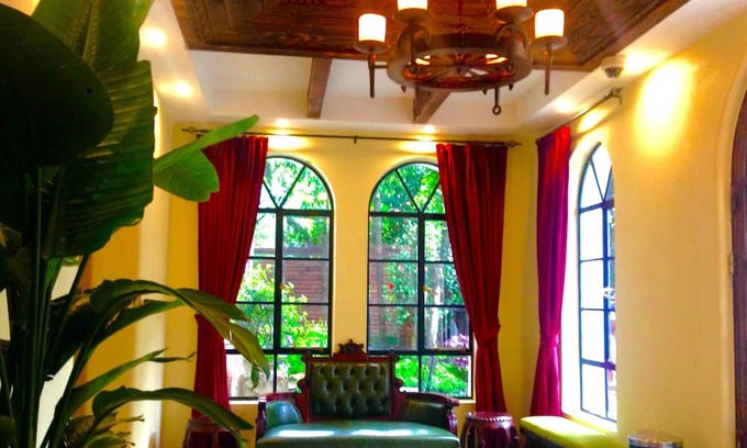 Xuhui Hotel | Soho Garden Villa Hotel - Shanghai Jiaotong University Metro Station Flagship