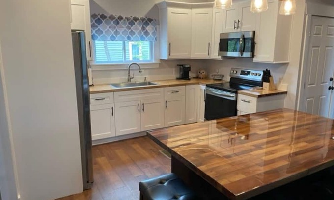 Montrose House | Montrose Living