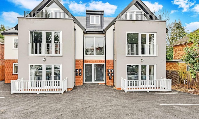 Bray on Thames Apartment | FSA MH Braywick 08-Braywick Serviced Apartments by Ferndale Apt 08