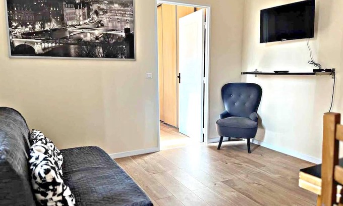 Villejuif Apartment | Homerez - Nice apartement for 4 ppl. at Villejuif