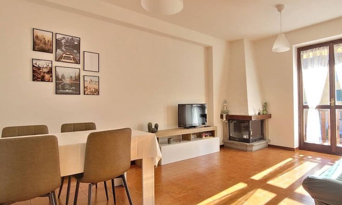 Introbio Apartment | Introbio - L'Abete Apartment