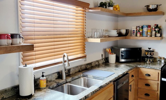 Fallon House | Beautiful 2BR Oasis on Maine St.