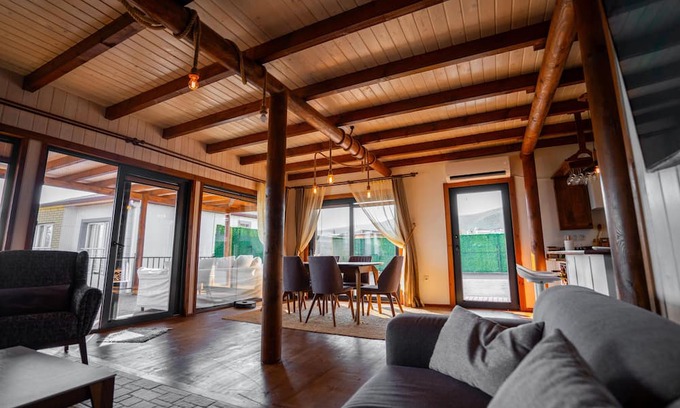 Iznik Villa | Cozy, super luxury two-story villa by the lake. 45 minutes to istanbul