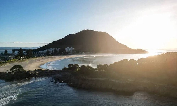 Papamoa Beach House | Papamoa - Beach Base