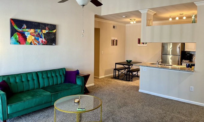Grapevine Apartment | Charming Apartment - Grapevine, TX