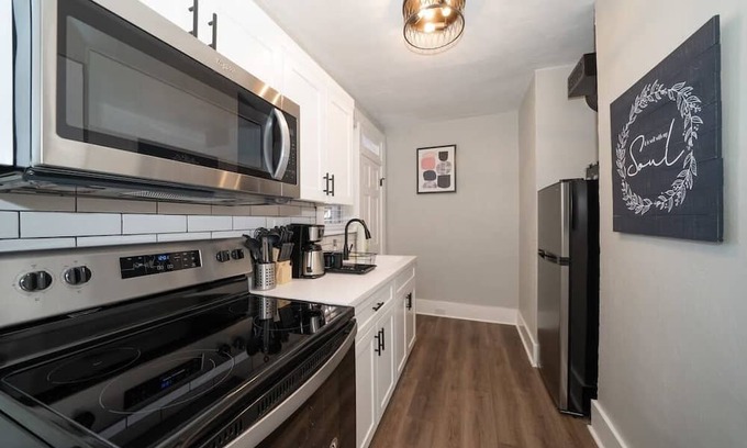 Ghent Apartment | Colley Manor - Port Suite