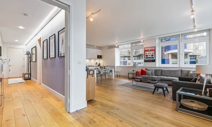 St. Mary's Park Apartment | Waterfront House - Three Bedroom Apartment, Sleeps 6