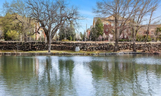 Old Southwest Condo | 1B/1B Condo by Idlewild Park Reno Downtown-Pool, Jacuzzi & Parking