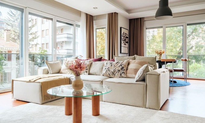Fenerbahce Apartment | Central, Spacious Flat 3 min to Coast in Kadikoy